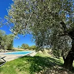 Appartement Relaxing Getaway With A Dreamlike Pool