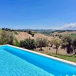 Relaxing Getaway With A Dreamlike Pool *