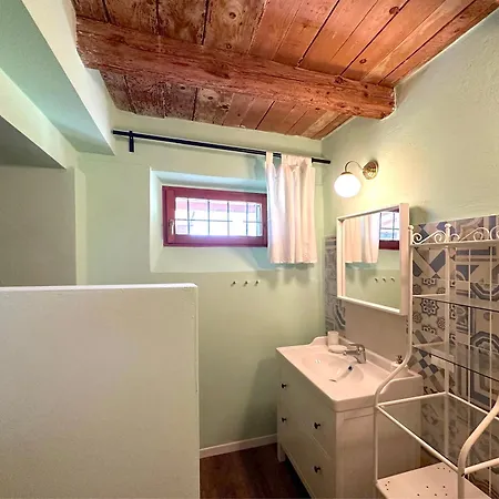 Historic In With Swimming Pool, Barbecue, Gym, Olive Grove And Garden Ferienhaus *