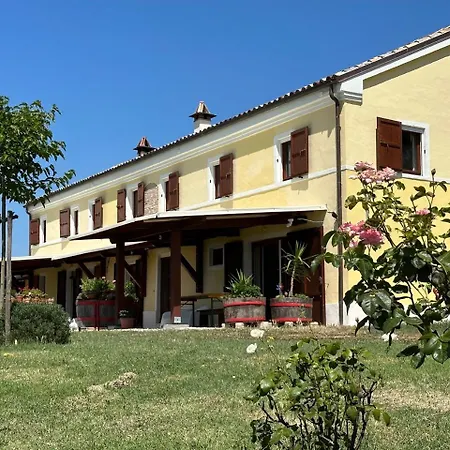 The Quercia With Swimming Pool In Senigallia Countryside Vakantiehuis Senigallia