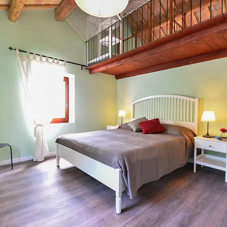The Quercia With Swimming Pool In Senigallia Countryside Vakantiehuis