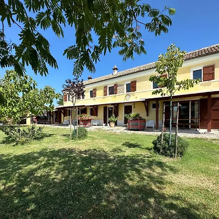 Lejlighed Relaxing Getaway With A Dreamlike Pool *